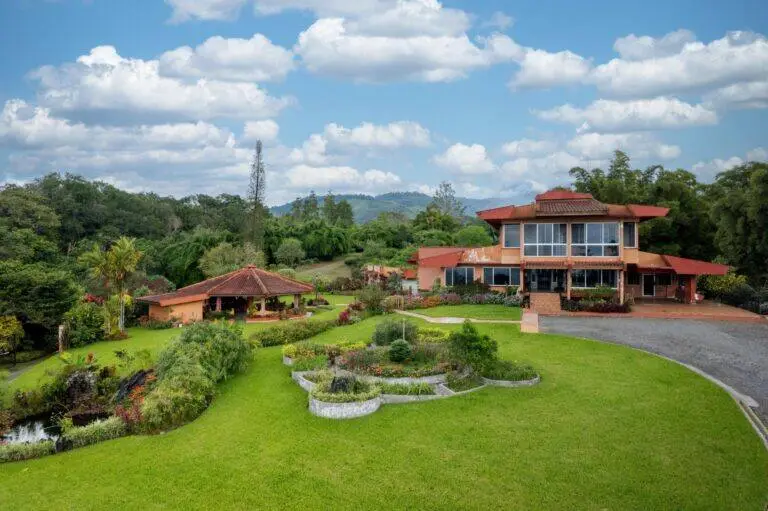 Casa en Venta en Potrerillos Chiriqui Panamá | $1,599,000 | MLS# 23993