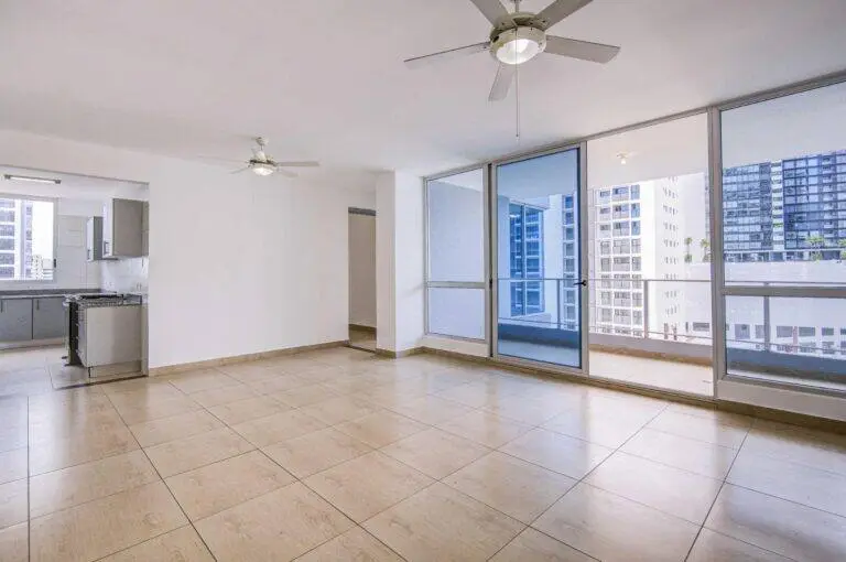 Apartamento en Venta en Bella Vista Panamá Panamá | $240,000 | MLS# 25021