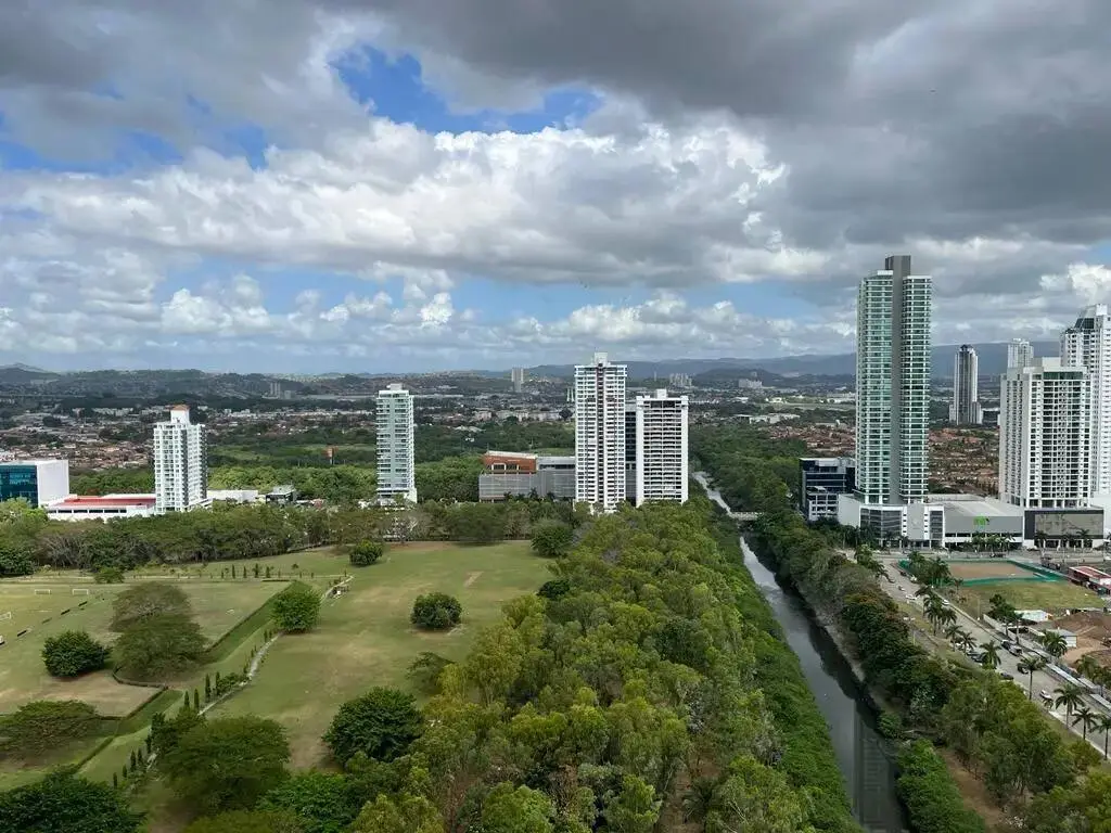 Apartamento en Venta en Juan Díaz Panamá Panamá | $295,000 | MLS# 25140