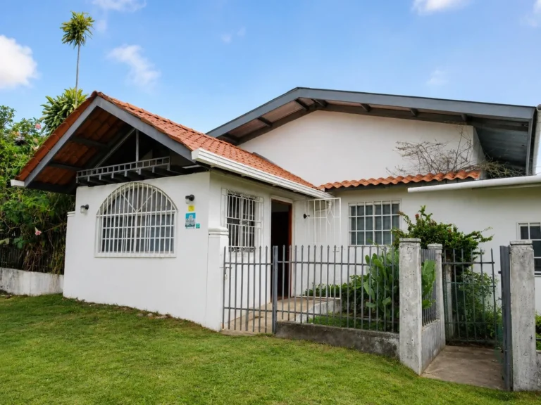 Casa en Venta en Alto Boquete Chiriqui Panamá | $285,000 | MLS# 25357