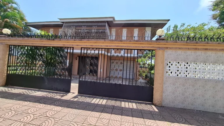 Casa en Venta en Barrio Norte Colón Panamá | $350,000 | MLS# 25649
