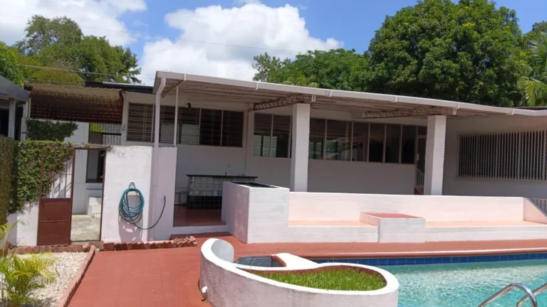 Casa en Venta en San Miguelito Panamá Panamá | $220,000 | MLS# 25885